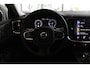 Volvo V60 B3 Essential Edition | Apple carplay/Android auto | Keyless start | Draadloze telefoonlader | Cruise control | 17 inch lichtmetalen velgen |