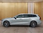 Volvo V60 2.0 T6 Plug-in hybrid AWD Essential Bright | Trekhaak | Camera | Stoel + Stuur verwaming | DAB | BLIS | Keyless |