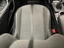 Peugeot 2008 1.2 PureTech 100 Allure Camera | Stoelverwarming | Navigatie | Carplay | Digitaal Dashboard | 17" Lichtmetaal | Leder/Stof | Achteruitrij camera | Airco (automatisch) | Cruise control