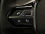 Peugeot 2008 1.2 PureTech 100 Allure Camera | Stoelverwarming | Navigatie | Carplay | Digitaal Dashboard | 17" Lichtmetaal | Leder/Stof | Achteruitrij camera | Airco (automatisch) | Cruise control