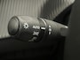Peugeot 2008 1.2 PureTech 100 Allure Camera | Stoelverwarming | Navigatie | Carplay | Digitaal Dashboard | 17" Lichtmetaal | Leder/Stof | Achteruitrij camera | Airco (automatisch) | Cruise control