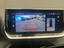 Peugeot 2008 1.2 PureTech 100 Allure Camera | Stoelverwarming | Navigatie | Carplay | Digitaal Dashboard | 17" Lichtmetaal | Leder/Stof | Achteruitrij camera | Airco (automatisch) | Cruise control