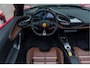Ferrari SF90 Spider 4.0 V8 | 1e Eigenaar | Two-Tone | Lift | Carplay | AFS | Camera | HiFi | Carbon | Extracampionario |