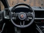 Porsche Cayenne 3.0 E-Hybrid Black Edition | Achterasbest. | Trekhaak | SportDesign | 18-weg | InnoDrive | Pano |