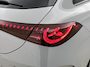 Mercedes-Benz CLA Shooting Brake 200 Business Solution AMG 58 kWh | Premium Pakket | Winterpakket | Nightpakket | Trekhaak | Massagefunctie | Smartphone integratie | Vast panoramadak | Sfeerverlichting | Sierelementen in aluminium | Verlichte grill |