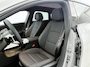 Mercedes-Benz CLA Shooting Brake 200 Business Solution AMG 58 kWh | Premium Pakket | Winterpakket | Nightpakket | Trekhaak | Massagefunctie | Smartphone integratie | Vast panoramadak | Sfeerverlichting | Sierelementen in aluminium | Verlichte grill |