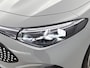 Mercedes-Benz CLA Shooting Brake 200 Business Solution AMG 58 kWh | Premium Pakket | Winterpakket | Nightpakket | Trekhaak | Massagefunctie | Smartphone integratie | Vast panoramadak | Sfeerverlichting | Sierelementen in aluminium | Verlichte grill |
