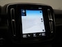 Volvo XC40 T5 Ultimate Dark PHEV 262pk Dealer O.H. | Trekhaak Af Fabriek | Panodak | Camera | Harman / Kardon | Alcantara Sportstoelen Memory & Verwarmd | Apple Carplay | Navigatie | Stuur Verwarmd | Keyless | DAB | Virtual | 19"L.M |