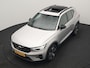 Volvo XC40 T5 Ultimate Dark PHEV 262pk Dealer O.H. | Trekhaak Af Fabriek | Panodak | Camera | Harman / Kardon | Alcantara Sportstoelen Memory & Verwarmd | Apple Carplay | Navigatie | Stuur Verwarmd | Keyless | DAB | Virtual | 19"L.M |