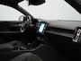 Volvo XC40 T5 Ultimate Dark PHEV 262pk Dealer O.H. | Trekhaak Af Fabriek | Panodak | Camera | Harman / Kardon | Alcantara Sportstoelen Memory & Verwarmd | Apple Carplay | Navigatie | Stuur Verwarmd | Keyless | DAB | Virtual | 19"L.M |