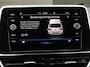 Volkswagen T-Roc 1.5 TSI 150pk DSG R-Line Navigatie Apple Carplay/Android Auto Parkeersensoren Camera Adaptive Cruise Control Elektrische achterklep Stoel- en stuurverwarming Climate Control Ledverlichting Virtual Cockpit