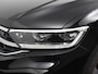 Volkswagen T-Roc 1.5 TSI 150pk DSG R-Line Navigatie Apple Carplay/Android Auto Parkeersensoren Camera Adaptive Cruise Control Elektrische achterklep Stoel- en stuurverwarming Climate Control Ledverlichting Virtual Cockpit