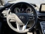 Hyundai Santa Fe 1.6 T-GDI PHEV Comfort Smart / Dealer onderhouden / Fabrieksgarantie tot 03-2028 / 1.350 kg trekhaak Afneembaar / Navigatie / Dodehoek Detectie / Camera / Elektr. Stoelen / Stoelverwarming / Krell Audio /