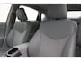 Toyota Prius 1.8 Comfort | Navigatie | Head-up display | Keyless | Cruise Control | Clima | 15 inch | Bluetooth