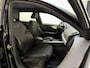 Audi A4 Avant 35 TFSI S Edition Leder-Stof Navigatie LED Parkeersensoren
