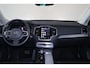 Volvo XC90 T8 Recharge AWD Ultimate Bright - Panorama/schuifdak - IntelliSafe Assist & Surround - Harman/Kardon audio - Adaptieve LED koplampen - Parkeercamera achter - Verwarmde voorstoelen, stuur & achterbank - Parkeersensoren voor & achter - Elektr. bedienb. voorstoelen met geheugen - Head up display - Draadloze tel. lader - Standkachel - Extra getint glas - 20' LMV