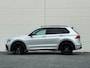 Volkswagen Tiguan 1.4 TSI eHybrid R-Line Pano HUD Black edition Camera Stoel+Stuurverwarming Dodehoekdetectie Lane assist Trekhaak