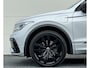 Volkswagen Tiguan 1.4 TSI eHybrid R-Line Pano HUD Black edition Camera Stoel+Stuurverwarming Dodehoekdetectie Lane assist Trekhaak