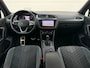 Volkswagen Tiguan 1.4 TSI eHybrid R-Line Pano HUD Black edition Camera Stoel+Stuurverwarming Dodehoekdetectie Lane assist Trekhaak