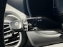 Hyundai Kona Electric EV Limited 64 kWh / 3 Fase  / 484 KM WLTP / Lederen Bekleding / Stoelen Elektrisch Verstelbaar/Verwarming/Verkoeling / Stuurverwarming / Parkeersensoren Voor + Achter / Achteruitrijcamera / Climate Control / Adaptieve Cruise Control /