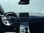 Hyundai Kona Electric EV Limited 64 kWh / 3 Fase  / 484 KM WLTP / Lederen Bekleding / Stoelen Elektrisch Verstelbaar/Verwarming/Verkoeling / Stuurverwarming / Parkeersensoren Voor + Achter / Achteruitrijcamera / Climate Control / Adaptieve Cruise Control /