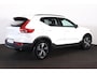 Volvo XC40 B3 Plus Dark - IntelliSafe Assist & Surround - 360º Camera - Harman/Kardon audio - Verwarmde voorstoelen & stuur - Parkeersensoren voor & achter - Elektr. bedienb. voorstoelen met geheugen links - Draadloze tel. lader - Standkachel - Extra getint glas - 18' LMV
