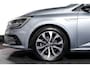 Renault Megane E-Tech Estate 1.6 Plug-In Hybrid 160 Business Edition One | Dig. Cockpit | Cruise | PDC | Camera | NAV+App. Connect | ECC | Trekhaak | LM17" |