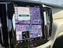 Volvo XC60 2.0 T8 Plug-in Hybrid AWD Plus Bright | Panoramadak | Harman Kardon Audio | Lichtmetalen Velgen 20 inch | 360 Graden Camera | LED Koplampen Adaptief | Elektrisch Verstelbare Voorstoelen | Apple Carplay | Android Auto | Stoelverwarming voor en achter