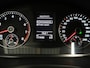 Volkswagen Caddy 1.4 TSI Highline Automaat Trekhaak afn. Leer/Alcantara App connect Camera Adaptieve Cruise control Xenon 2x Schuifdeur Extra getint glas Parkeerhulp Navigatie Sportvelgen Boekjes aanwezig Zeer nette staat