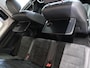 Volkswagen Caddy 1.4 TSI Highline Automaat Trekhaak afn. Leer/Alcantara App connect Camera Adaptieve Cruise control Xenon 2x Schuifdeur Extra getint glas Parkeerhulp Navigatie Sportvelgen Boekjes aanwezig Zeer nette staat