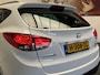 Hyundai ix35 1.6i GDI BUSINESS EDITION 19 INCH LMV NAVIGATIE CRUISE CONTROL CLIMATE CONTROL STOELVERWARMING BLUETOOTH TELEFOON KEYLESS GO ACHTERUITRIJCAMERA 19" LM VELGEN ZEER MOOI !!