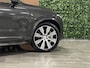 Volvo XC90 T8 AWD Recharge Ultra Dark | Vol! | Bowers & Wilkins | Luchtvering | Stoelventilatie | Trekhaak | 360 Camera | Head-Up Display | Stoelmassage | 455pk | Adaptieve Cruise Control | Stoelverwarming voor+achter | Stuurwielverwarming | Schuifdak | 21 Inch | Full LED  Meesturende koplampen | Pilot Assist | BLIS Dode Hoek Detectie | Alcantara hemelbekleding | Lederen handgrepen en zonnekleppen | Elektrische voorstoelen geheugen | Nappa Lederen bekleding | Zitting verlenging voorstoelen | Lederen Dashboard | Google Infotainment | Keyless Drive | Parkeersensoren voor+achter | Privacy Glass | Elektrisch bedienbare achterklep | Geïntegreerde zongordijnen achterportieren | Geïntegreerd kinderzitje achterin | Verlichte instaplijsten | 7-Persoons | 4-Zone Climate Control | DAB Radio | Apple Carplay/Android Auto | Alarm Klasse III | Draadloos telefoon opladen | Volvo On Call met mobiele App functie | Platinum Grey Metallic |