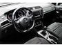 Volkswagen Touran 1.2 TSI Connected Series Panorama Dak - Trekhaak Electrice - Navigatie
