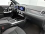 Mercedes-Benz EQA 250+ Business Solution AMG 71 kWh | Premium pakket | Winterpakket | Nightpakket | Trekhaak  | DISTRONIC | Panoramaschuifdak | 20 inch multispaaks lichtmetalen velgen | 360° camera |