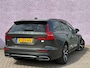 Volvo V60 2.0 T8 Recharge AWD R-Design | Trekhaak | Panoramadak | BLIS | Power seat | Harman/Kardon | 360° Camera | Stoel/stuur verwarming | Parkeersensoren V+A | Keyless entry/start |