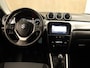 Suzuki Vitara 1.6 Exclusive Allgrip - AFNEEMBARE TREKHAAK - TREKGEWICHT 1200 KG - 4 WIELAANDRIJVING - NAVIGATIE - CLIMATE CONTROL - VOORSTOELEN VERWARMD - CAMERA- 17 INCH LICHT METALEN VELGEN - ONDERHOUDSHISTORIE AANWEZIG