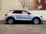 Volkswagen T-Roc 1.5 TSI SPORT VIRTUAL COCKPIT NAVIGATIE ADAPTIVE CRUISE CONTROL CLIMATE CONTROL STOELVERWARMING RIJSTROOKSENSOREN DODEHOEKSENSOREN ACHTERUITRIJCAMERA AFN. TREKHAAK