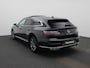 Volkswagen Arteon Shooting Brake 1.4 TSI eHybrid R-Line Business+ 218 PK| Panoramadak | Elektrische Achterklep | Navigatie Pro | Sfeerverlichting | Achteruitrijcamera | Stoelverwarming Voor & Achter