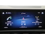 Mercedes-Benz CLA Shooting Brake 180 Business Solution AMG Panoramadak / Keyless / Nightpakket / Parkeercamera / Sfeerverlichting / MANUFAKTUR Berggrijs Matte (origineel)