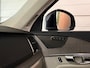 Volvo XC90 T8 AWD Recharge Ultra Ultimate Bright | Head-Up Display | Harman Kardon | 455pk | Adaptieve Cruise Control | Standkachel met Volvo On Call App | Stoelverwarming voor+achter | Stuurwielverwarming | Schuifdak | Full LED Meesturende koplampen | Parkeercamera | Pilot Assist | BLIS Dode Hoek Detectie | Alcantara hemelbekleding | Lederen zonnekleppen en handgrepen | Elektrische voorstoelen geheugen | Lederen bekleding | Zitting verlenging voorstoelen | Lederen dashboard | 20 Inch | Google Infotainment | Keyless Drive | Elektrisch bedienbare achterklep | Geïntegreerd kinderzitje achterin | Geïntegreerde zongordijnen achterportieren | Verlichte instaplijsten | 7-Persoons | 4-Zone Climate Control | DAB Radio | Apple Carplay/Android Auto | Draadloos telefoon opladen | Volvo On Call met mobiele App functie | Onyx Black Metallic |