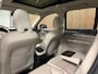Volvo XC90 T8 AWD Recharge Ultra Ultimate Bright | Head-Up Display | Harman Kardon | 455pk | Adaptieve Cruise Control | Standkachel met Volvo On Call App | Stoelverwarming voor+achter | Stuurwielverwarming | Schuifdak | Full LED Meesturende koplampen | Parkeercamera | Pilot Assist | BLIS Dode Hoek Detectie | Alcantara hemelbekleding | Lederen zonnekleppen en handgrepen | Elektrische voorstoelen geheugen | Lederen bekleding | Zitting verlenging voorstoelen | Lederen dashboard | 20 Inch | Google Infotainment | Keyless Drive | Elektrisch bedienbare achterklep | Geïntegreerd kinderzitje achterin | Geïntegreerde zongordijnen achterportieren | Verlichte instaplijsten | 7-Persoons | 4-Zone Climate Control | DAB Radio | Apple Carplay/Android Auto | Draadloos telefoon opladen | Volvo On Call met mobiele App functie | Onyx Black Metallic |