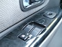 Mazda 323 1.6i Exclusive ( INRUIL MOGELIJK )