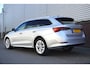 Skoda Octavia Combi 1.0 e-TSI Business Edition Plus/Trekhaak/Camera/ Travel Pakket.