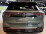 Volkswagen Tiguan 1.5 eHybrid R-Line Edition 272 PK Cipressino Green Volleder interieur Panorama Navigatie Sfeerverlichting  lmv  volledig led verlichting El,trekhaak