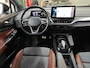 Volkswagen ID.4 Max 77 kWh / Warmtepomp / Panorama dak / Camera / Elect. achterklep / 21 Inch / getint glas