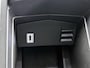 Peugeot 408 Allure Hybrid 145pk Automaat | Navigatie | Achteruitrijcamera | Adaptieve Cruise Control | Climate Control | Parkeersensoren | Keyless | Draadloze Apple Carplay / Android Auto + telefoonlader | DAB+ radio | Bluetooth | Armsteun | Led koplampen | Digitaal instrumentenpaneel | Donker getint glas | 19" lichtmetalen velgen |