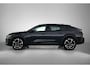 Peugeot 408 Allure Hybrid 145pk Automaat | Navigatie | Achteruitrijcamera | Adaptieve Cruise Control | Climate Control | Parkeersensoren | Keyless | Draadloze Apple Carplay / Android Auto + telefoonlader | DAB+ radio | Bluetooth | Armsteun | Led koplampen | Digitaal instrumentenpaneel | Donker getint glas | 19" lichtmetalen velgen |