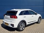 Kia Niro EV e-Niro 64kWh 204pk Automaat Edition | Stoelverwarming | SoH 97% | Navigatie | Parkeercamera | Climate control |