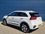 Kia Niro EV e-Niro 64kWh 204pk Automaat Edition | Stoelverwarming | SoH 97% | Navigatie | Parkeercamera | Climate control |
