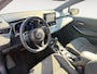Toyota Corolla Touring Sports 1.8 Hybrid Dynamic DEALER ONDERHOUDEN | 18 INCH LICHTMETAAL | CLIMATE CONTROL | STOELVERWARMING | DRAADLOOS LADER | RESTERENDE FABRIEKSGARANTIE!